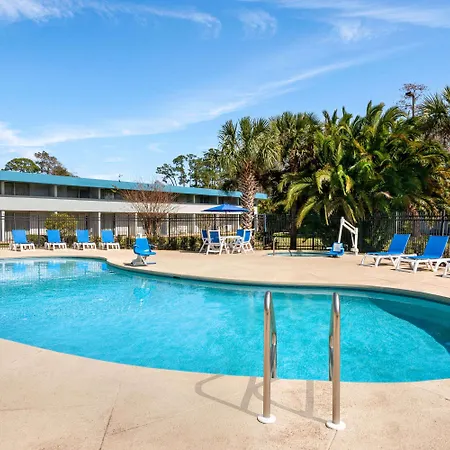 Baymont By Wyndham Daytona Beach - Intl Speedway